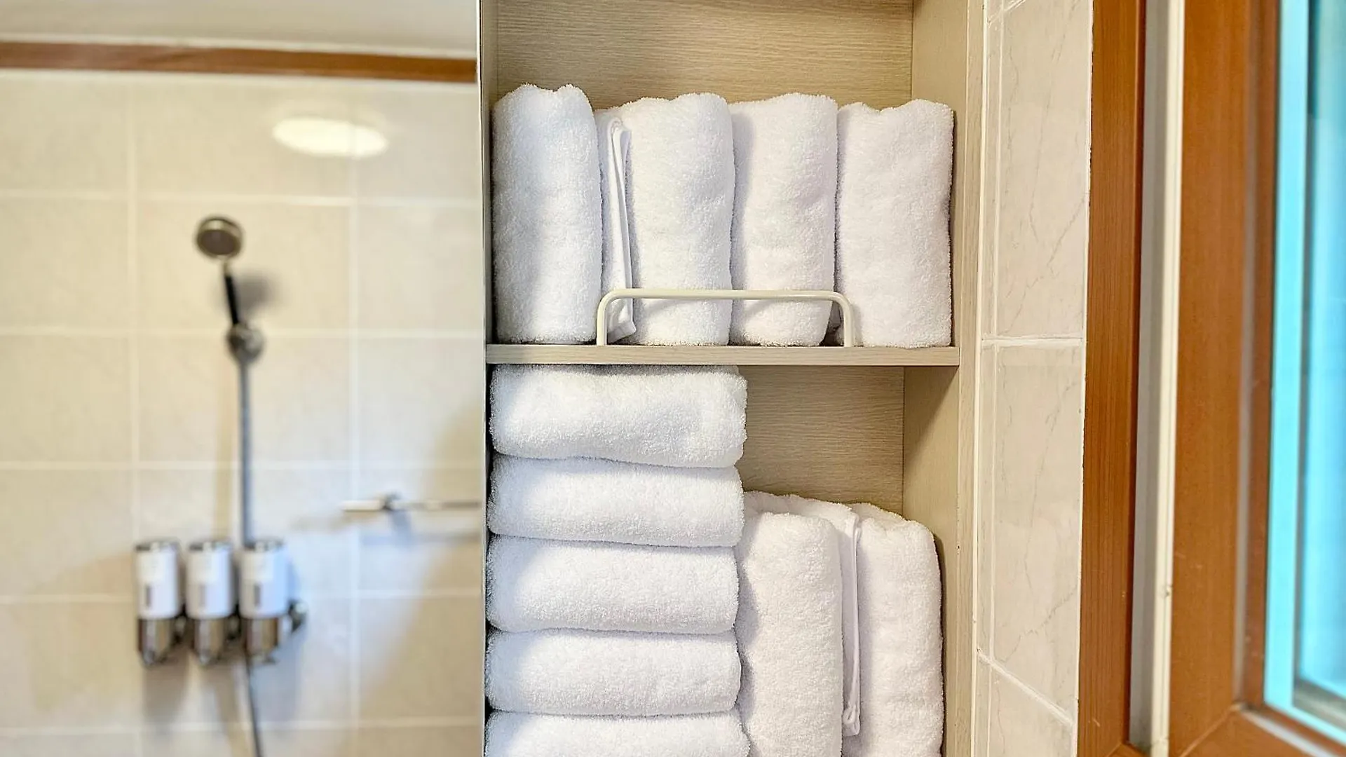 New, 3Min To Hapjeong St, Airport Bus Stop, 10Min To Hongdae & Mangwon Market, Han River Park, 2Br 2Qb Full Of Sunshine, Hotel Bedding, City Nature Σεούλ Βίλα